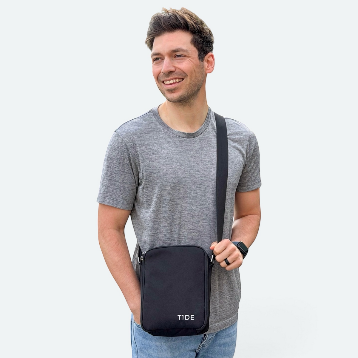 Essential Crossbody Bag